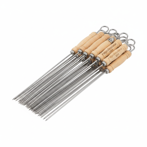 Juego de 30 pinchos de barbacoa de acero inoxidable de 10cm de largo con mango de madera para asar utensilios de cocina - Product Image 2
