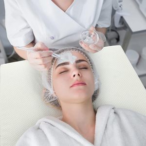 Topper <span class=keywords><strong>de</strong></span> <span class=keywords><strong>table</strong></span> <span class=keywords><strong>de</strong></span> <span class=keywords><strong>massage</strong></span> en mousse à mémoire <span class=keywords><strong>de</strong></span> forme <span class=keywords><strong>de</strong></span> 3 pouces avec couvercle amovible et bandes élastiques <span class=keywords><strong>pour</strong></span> la beauté et le <span class=keywords><strong>massage</strong></span> - Product Image 4