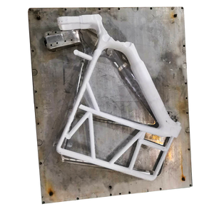 Moldes Personalizados para Cuadros de Bicicleta de Acero con Acabado de Pulido de Tela de Carbono y Servicio de Moldeo Ofrecido - Product Image 5