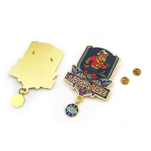 Vente en gros de badges émaillés personnalisés (durs et souples), épingles à chapeau, badges métalliques, broches, épingles de revers anime pour vêtements, avec carte de support - Product Image 1