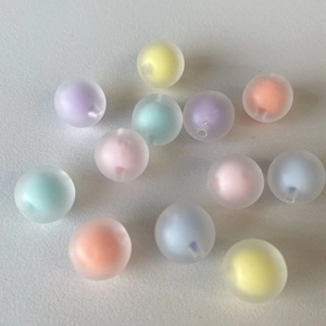 2022 nueva moda 50 unids/bolsa AB Color acrílico redondo mate cuentas de pelo para niños - Product Image 6