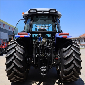 Tractor Mulcher de 240HP con Tracción en las Cuatro Ruedas, Bomba de Motor con Transmisión por Engranajes, Alta Productividad, Adaptable a Diversas Condiciones de Trabajo - Product Image 3