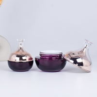 Vente en gros personnalisé 30g 50g Fancy Essence Emballage cosmétique pour soins de la peau pots de crème en verre pour crème pour le visage