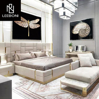 Mobilier moderne de luxe pour chambre, rembourré en cuir véritable, lit king size avec tête de lit en cuir blanc