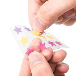 لاصقات حب الشباب على شكل نجوم، ضمادات هيدروكولويد لطيفة للجسم والذقن والجبهة والصدر، معتمدة من الاتحاد الأوروبي كجهاز طبي من الفئة الثانية - Product Image 6