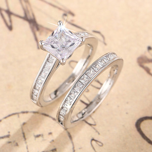 Anello Geometrico Quadrato Impilabile, Elegante Accessorio di Moda per Donne, per Feste e Uso Quotidiano - Product Image 6