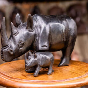 Sculpture murale africaine en bois artisanale REN ART AFRIKAN SARL, plaque d'art tribal géométrique du Congo pour les intérieurs modernes et bohèmes - Product Image 1