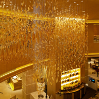 Lustre en verre soufflé à la main, grande feuille d'ambre personnalisée, luminaire suspendu artistique incurvé pour hall d'hôtel, salle de banquet, usage commercial