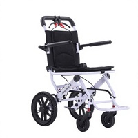 Fauteuil roulant manuel en acier à haute teneur en carbone avec chariot pliant à quatre roues, portable pour l'avion, pour personnes handicapées