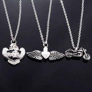 Collier pendentif urne en acier inoxydable pour cendres avec conteneur, bijou commémoratif pour homme, garçon, accessoires punk - Product Image 1