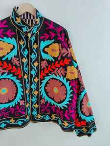 Veste en broderie Suzani faite à la main en Inde, style unique, veste artisanale, motif floral, manteau pour femmes, nouveau style, veste bohème Suzani - Product Image 5