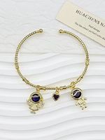 Bracelet ajustable en cuivre avec mini-breloques en émail en forme de crème glacée et perles de verre bleues, vente en gros pour cadeau