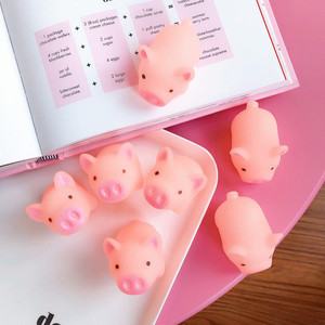 Juguete de cerdo Kawaii para apretar, lindo juguete antiestrés de plástico y silicona con efecto de sonido, alivio de la ansiedad y el estrés para niños - Product Image 2