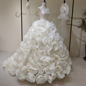 LY118 Vestido de Novia Único con Flores 3D, Vestidos de Novia con Corsé - Product Image 1