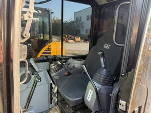 รถขุดตีนตะขาบขนาดเล็ก CAT303.5E มือสอง ราคาสุดคุ้ม เหมาะสำหรับงานฟาร์มและจัดสวน มีสินค้าพร้อมส่งจำนวนมาก - Product Image 6