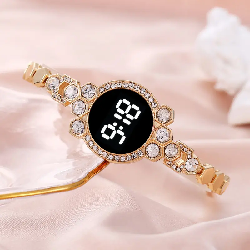 Usine prêt stock 8161 tendance design femmes numérique LED montre électronique diamant dames strass dame montre
