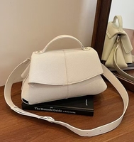 Sac à main élégant pour femme 2026, style français, en cuir PU, avec fermeture éclair, détails à pompons, bandoulière en polyester, rabat élégant