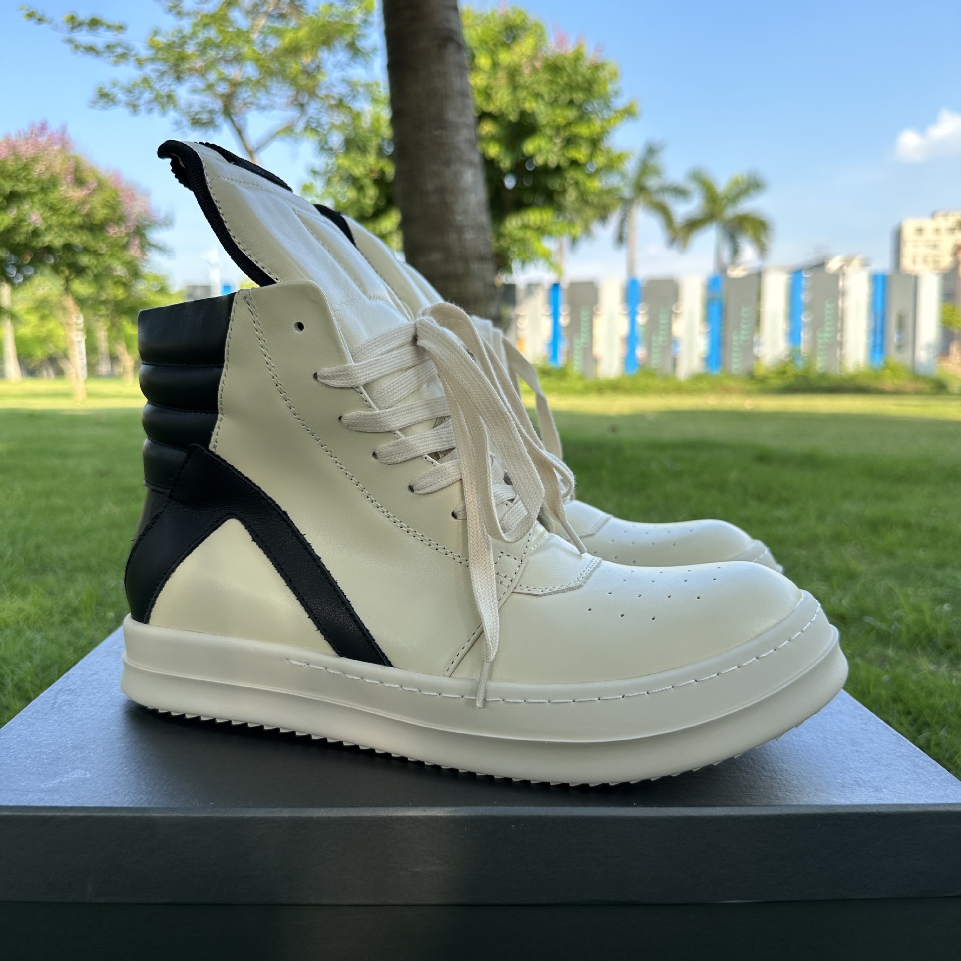 Blanc