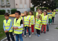 Nouveau Gilet de Sécurité Scolaire Enfant pour Garçons et Filles Personnalisable, Vêtement Réfléchissant 120 g/m² pour Maternelle et Adolescents