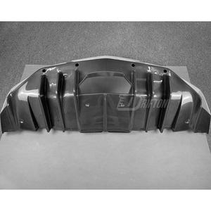 กันชนหลังคาร์บอนไฟเบอร์แห้งแบบบางส่วนสไตล์ LP750สำหรับรถ Lamborghini Aventador LP700 LP740 LP750 2011-2021 - Product Image 5
