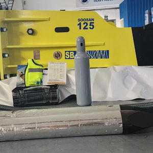 Corps principal de disjoncteur hydraulique de type boîte SOOSAN SB125 avec fonctionnalités standard boîte à outils, ciseaux, tuyaux, etc. garantie d'un an - Product Image 1