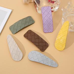 Pinza lateral para el cabello a la moda, horquillas de cuero PU, tocado geométrico Simple a cuadros, accesorios Retro para el cabello, pinzas para el cabello, regalos - Product Image 1