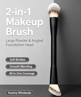 Pinceau de maquillage double embout pour le fond de teint et le contouring, avec poils synthétiques doux, format voyage portable