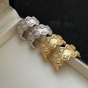 Pendientes de Plata de Ley S925, Diseño Retro de Lujo Ligero con Encaje e Incrustaciones de Circonita, Estilo Minimalista Francés, Venta al por Mayor - Product Image 1