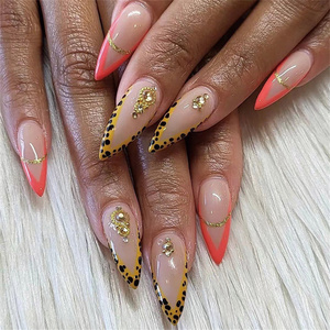 Tendance hivernale : <span class=keywords><strong>Ongles</strong></span> français noirs et dorés, imprimé léopard, 24 pièces, <span class=keywords><strong>ongles</strong></span> <span class=keywords><strong>en</strong></span> ABS à presser avec boîte d'emballage - Product Image 2