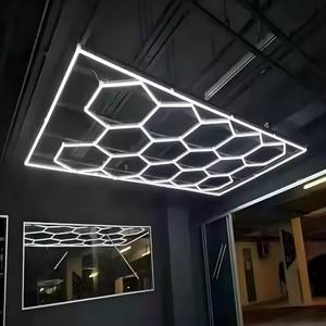 Lumière <span class=keywords><strong>de</strong></span> <span class=keywords><strong>garage</strong></span> <span class=keywords><strong>LED</strong></span> hexagonale RGB, lumière <span class=keywords><strong>de</strong></span> plafond modulaire à changement <span class=keywords><strong>de</strong></span> couleur en forme <span class=keywords><strong>de</strong></span> nid d'abeille, commande par application, télécommande intelligente pour <span class=keywords><strong>garage</strong></span> - Product Image 3