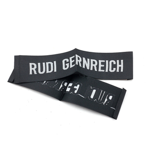 Vente en gros d'étiquettes de vêtements tissées personnalisées étiquettes de vêtements en jeans chaussures noires étiquettes de lavage imprimées - Product Image 6