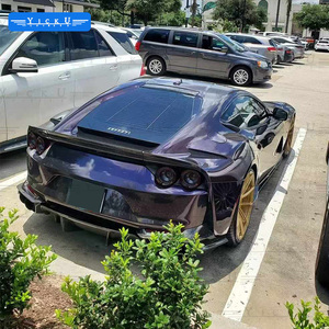 ชุดแต่งคาร์บอนไฟเบอร์แบบเปียก NT คุณภาพสูงสำหรับ <span class=keywords><strong>Ferrari</strong></span> <span class=keywords><strong>812</strong></span> ปี 2017-2020 รุ่นอัพเกรด ประกอบด้วยลิ้นหน้า ดิฟฟิวเซอร์หลัง สเกิร์ตข้าง และสปอยเลอร์ - Product Image 4