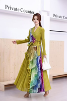 Vestido Casual para Mujer al por Mayor de Fábrica, Cuello en V, Manga Larga, Talla Grande, Estampado Floral, Chifón Tejido, Cinturón con Cuentas, Plisado, Elegante
