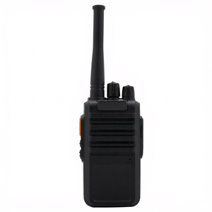 Walkie Talkie Analógico UHF Profesional BF-M4 de Largo Alcance (3-5 km), 16 Canales, 3W de Potencia, Batería de 1000-1500mAh, Resistente al Agua IPX-1 - Product Image 1