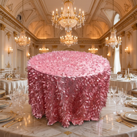 Nappe rose 3D à pétales, couverture de table romantique à feuilles pour mariage, fête et événement