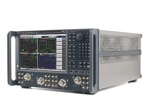 เครื่องวิเคราะห์เครือข่ายไมโครเวฟ KEYSIGHT N5245B PNA-X, 900 Hz/10 MHz ถึง 50 GHz - Product Image 2
