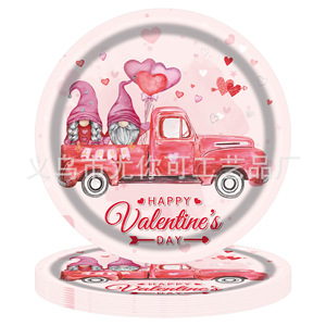 Service de vaisselle jetable pour fête de la Saint-Valentin avec motif camion de gnomes, pour célébrations - Product Image 3