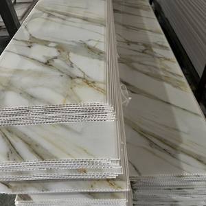 Panneaux de revêtement les moins chers du marché, panneaux stratifiés <span class=keywords><strong>Kenya</strong></span> Star Dubai, carrelage PVC pour plafond et mur - Product Image 1