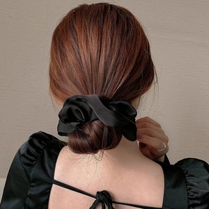 <span class=keywords><strong>Set</strong></span> <span class=keywords><strong>de</strong></span> Regalo <span class=keywords><strong>de</strong></span> Pinzas Grandes para el Cabello y Coleteros <span class=keywords><strong>de</strong></span> Satén al por Mayor Personalizados con Muestra Rápida para Niñas y Mujeres Accesorios <span class=keywords><strong>de</strong></span> Moda <span class=keywords><strong>de</strong></span> Poliéster - Product Image 2