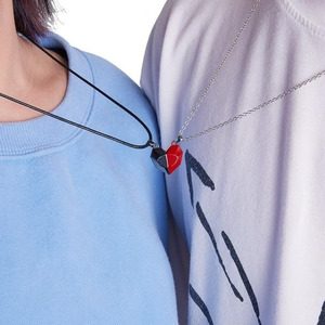 Juego de 2 collares magnéticos para parejas, colgante de corazón de <span class=keywords><strong>la</strong></span> <span class=keywords><strong>amistad</strong></span>, colgante facetado, regalo de San Valentín, joyería - Product Image 2