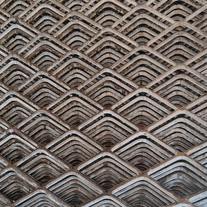 4ft x 8ft מורחבת יהלום בטיחות חוט פלדה גליונות מתכת מגולוון ארוג מחורר עבור קישוט קיר מדף - Product Image 3