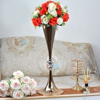 Vases trompettes dorés de 70 cm de hauteur pour centre de table, décorations de fête, vases trompettes en métal hauts avec support large