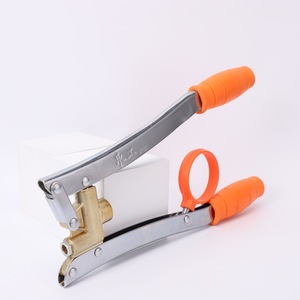 Pistolet à <span class=keywords><strong>graisse</strong></span> manuel à bas prix 410MM Capacité réglable Petite taille Alliage d'aluminium/tuyau en acier Comprend des accessoires 1 an - Product Image 1