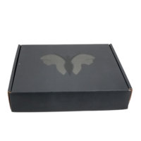 Cajas de Envío Autosellables Corrugadas Negras Plegables para Empaque de Pelucas con Opciones de Relieve Brillante/Mate y Lámina Dorada