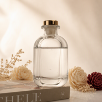 Bouteille diffuseur en verre facetté 100/150/200/500ml, design incurvé à coupe plate, base épaisse et lourde avec bouchon, emballage personnalisé avec logo