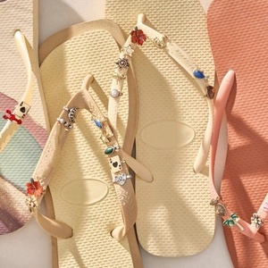 Nuevo Adorno Metálico Vintage <span class=keywords><strong>para</strong></span> Zuecos y Chanclas, con Diseño de Corazón y Flor, de Latón, Elegante y de Moda, <span class=keywords><strong>para</strong></span> Comercio Transfronterizo - Product Image 4