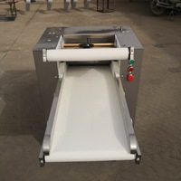 Machine à rouler et à presser la pâte motorisée en acier inoxydable pour usage en restaurant, pour la fabrication de nouilles, haute efficacité, automatique, pour la farine
