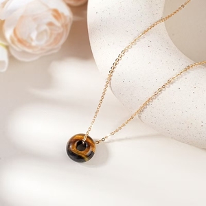 Collar con Colgante de Cristal Curativo en Forma de Donut, Amatista Natural, Hebilla de la <span class=keywords><strong>Paz</strong></span>, Amuleto Guardián de la Suerte, Cadena de Cobre, Joyería <span class=keywords><strong>Espiritual</strong></span>, Regalo - Product Image 3
