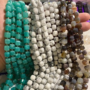 Perles carrées à facettes <span class=keywords><strong>de</strong></span> 8 mm en <span class=keywords><strong>cornaline</strong></span> et sodalite blanche, perles <span class=keywords><strong>de</strong></span> quartz pour la fabrication <span class=keywords><strong>de</strong></span> bijoux, vente en gros - Product Image 1