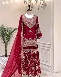 ชุดเดรสแบบ Salwar Kameez ผ้าจอร์เจตต์สุดหรู พร้อมงานปักสไตล์บอลลีวูด เหมาะสำหรับงานปาร์ตี้ ให้ลุคที่ดูสง่างามและเป็นงานเทศกาล - Product Image 1
